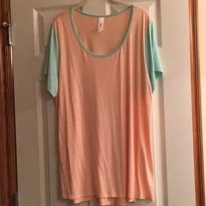 Classic Lularoe Tee